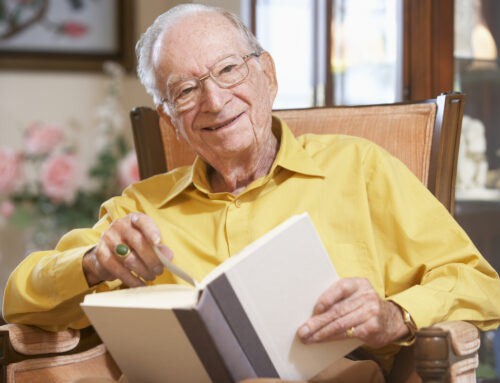 4 Benefits of Having a Library Card for Seniors and Caregivers